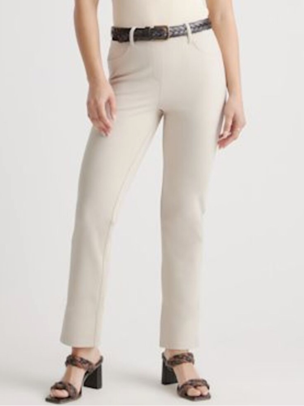 Quince NWT Women’s ultra stretch ponte straight leg 4-pocket pant size M